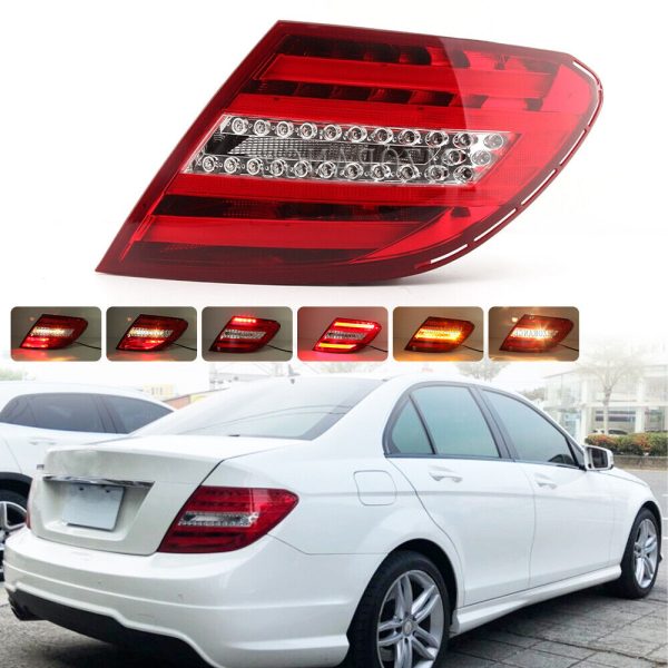 W204 TAIL LIGHT